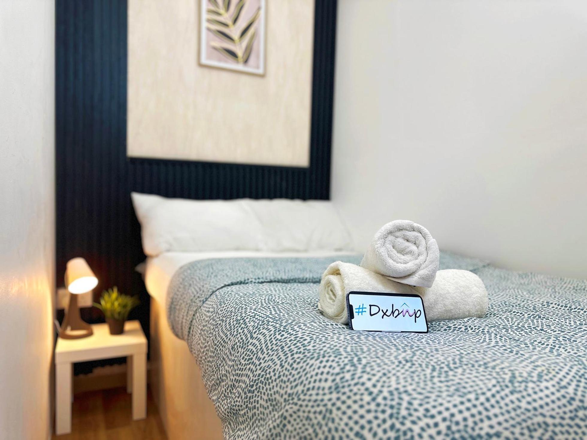 Nomad Partition Room In Barsha Heights 3 Mins To Icm Metro Dubái Exterior foto