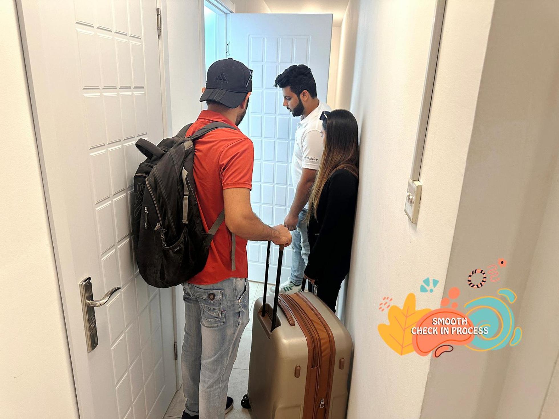 Nomad Partition Room In Barsha Heights 3 Mins To Icm Metro Dubái Exterior foto